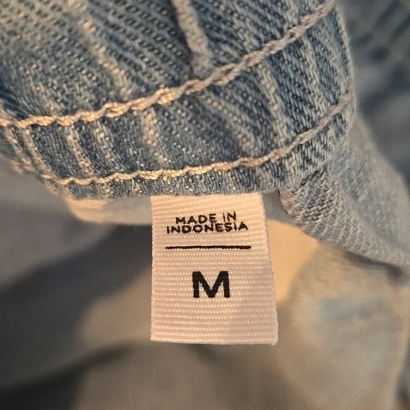 NWOT | Ann Taylor LOFT | Linen Pull-On Tassel Shorts | Medium | Light Chambray - Picture 11 of 13